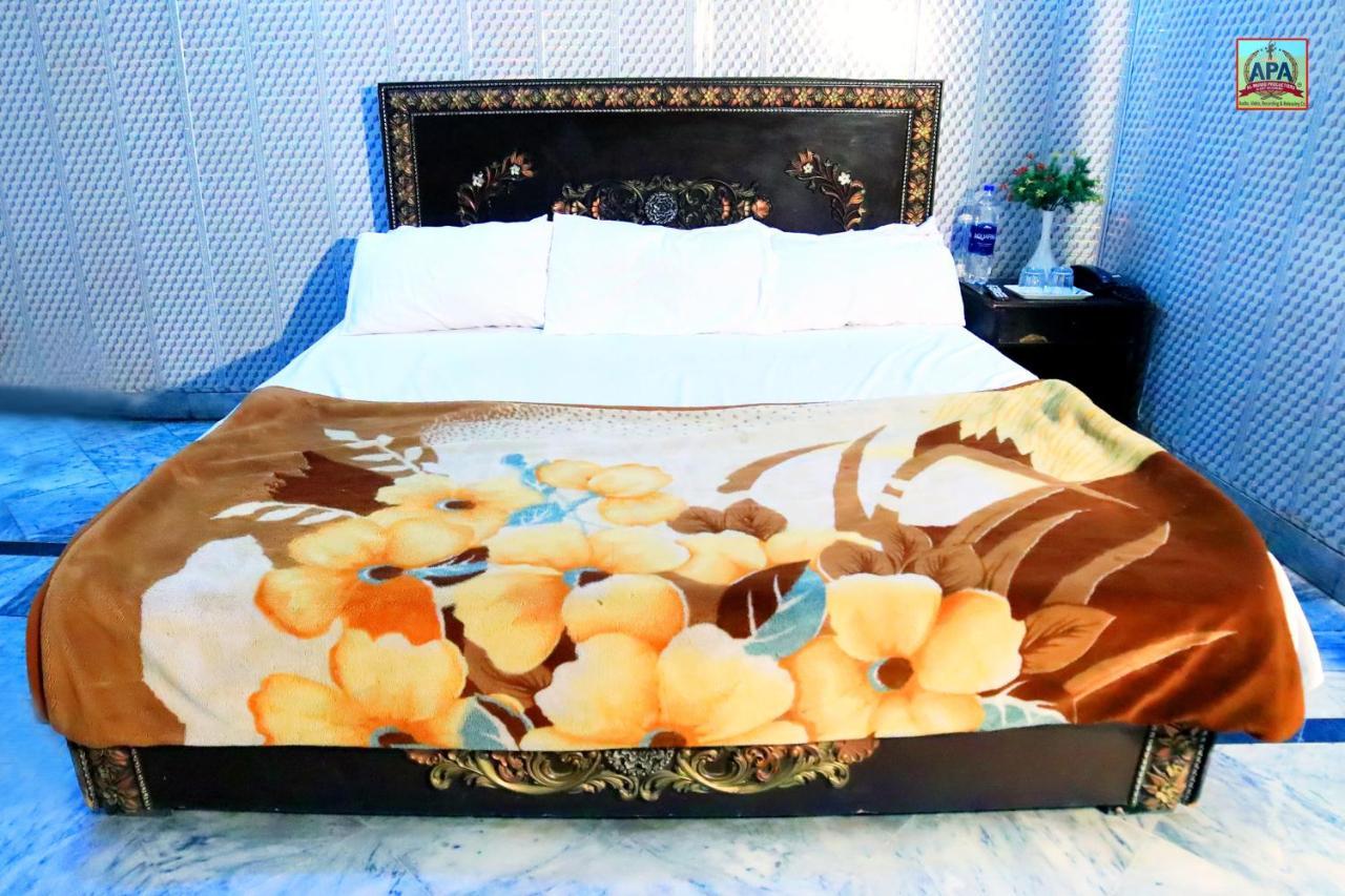 Royal Inn Guest House لاهور المظهر الخارجي الصورة