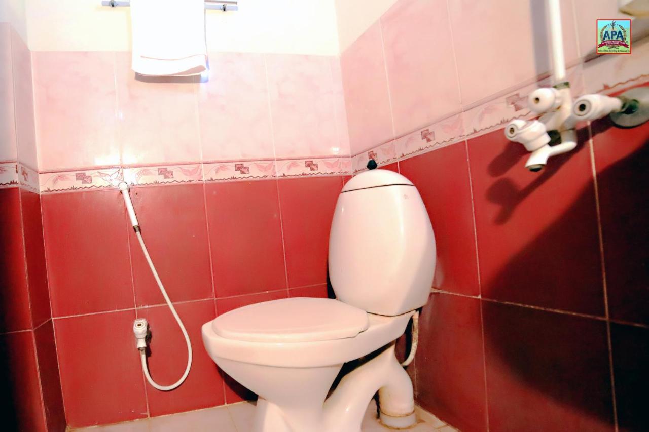 Royal Inn Guest House لاهور المظهر الخارجي الصورة